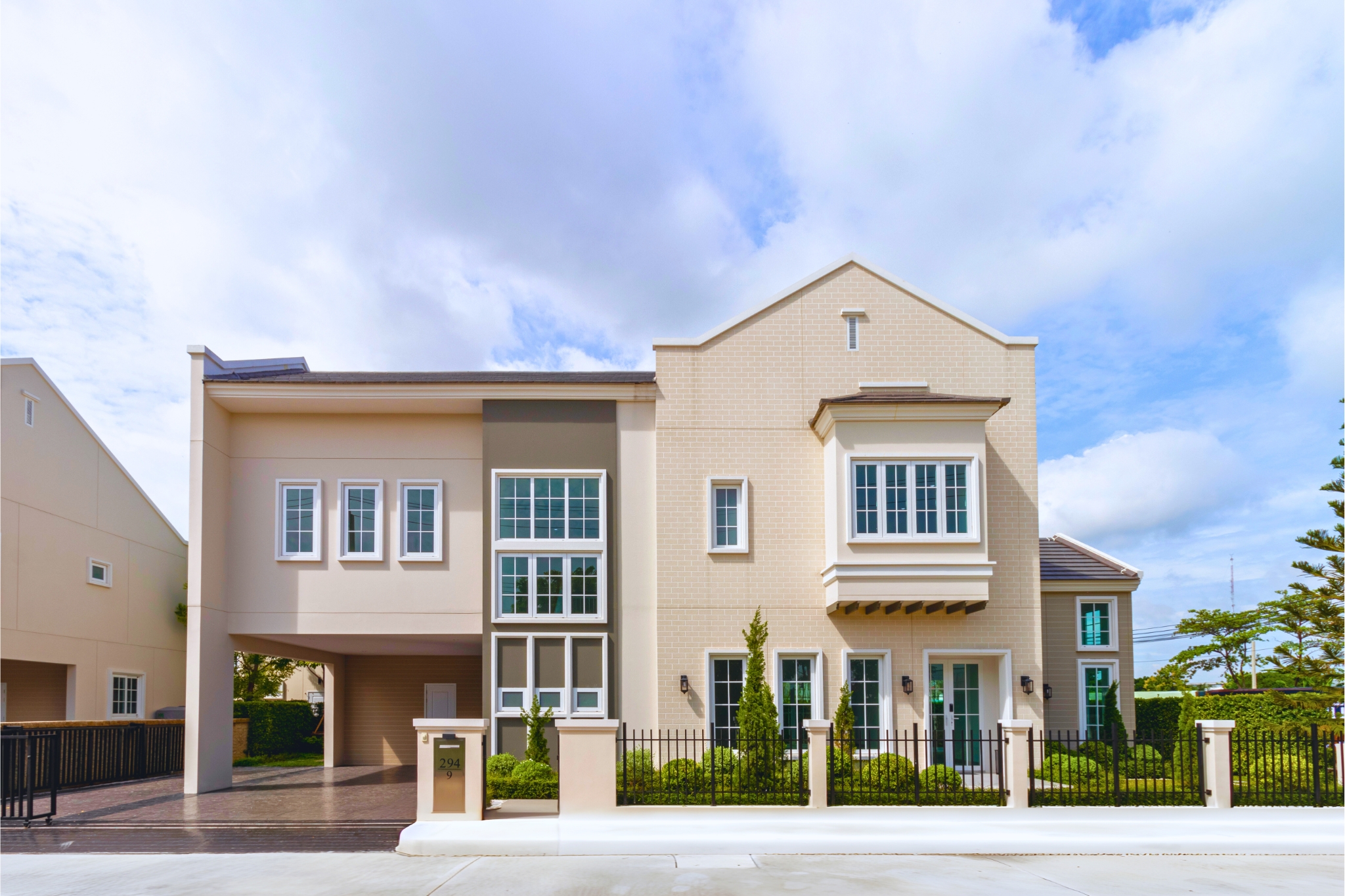 The Matias กาญจนาภิเษก – เพชรเกษม 69 - อัครบ้านและที่ดิน